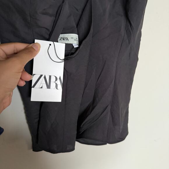 NWT Zara Womens Top Large Black Camisole Tank Capsule Chic Quiet Luxury Minimal - Picture 3 of 5